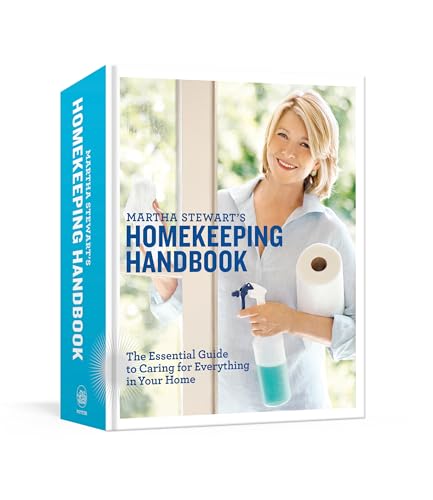 Martha Stewart's Homekeeping Handbook: The Essential Guide to Caring for Everything in Your Home — First Edition (Hardcover)