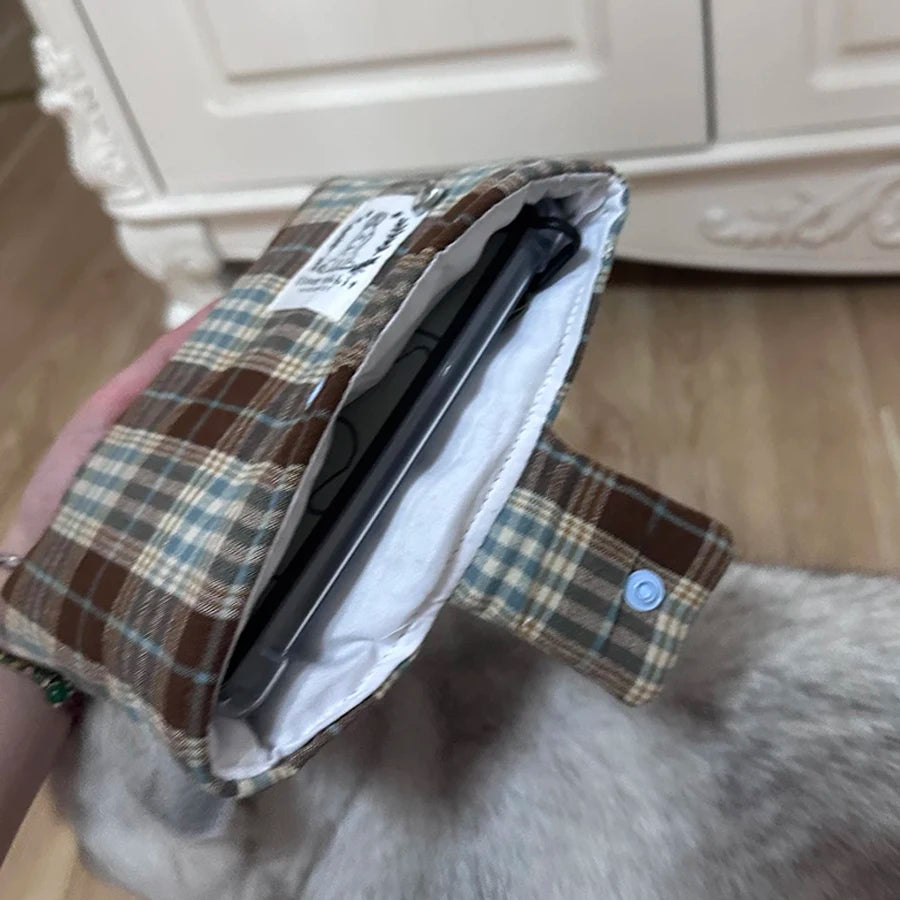 6-7 Inch Universal E-Reader Sleeve, Thick Padded Plaid Fabric Protective Pouch, Soft Lined Shockproof Ebook Reader Storage Bag
